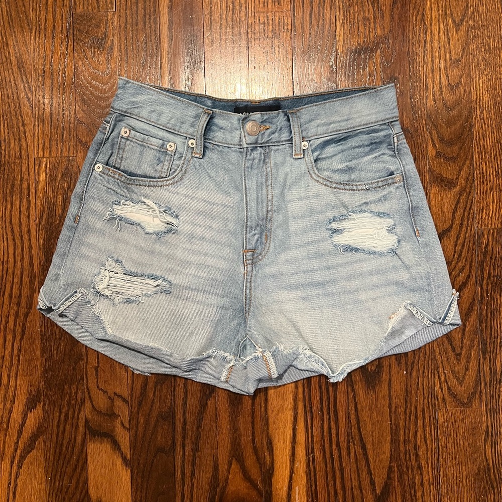 Aeropostale Mom Jean Short (1 of 2)